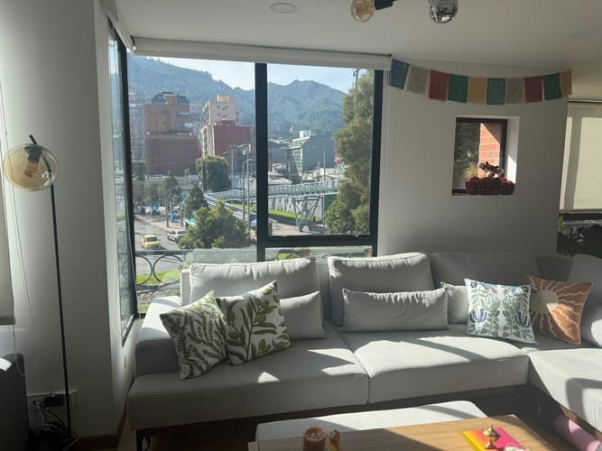 Apartamento de 3 alcobas en venta en Santa Barbara, Bogotá, 115 m² · foto 3 de 11