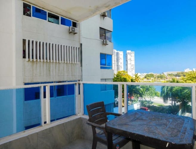 Apartamento de 1 alcoba en venta en El Laguito, Cartagena, 51 m² · foto 4 de 13