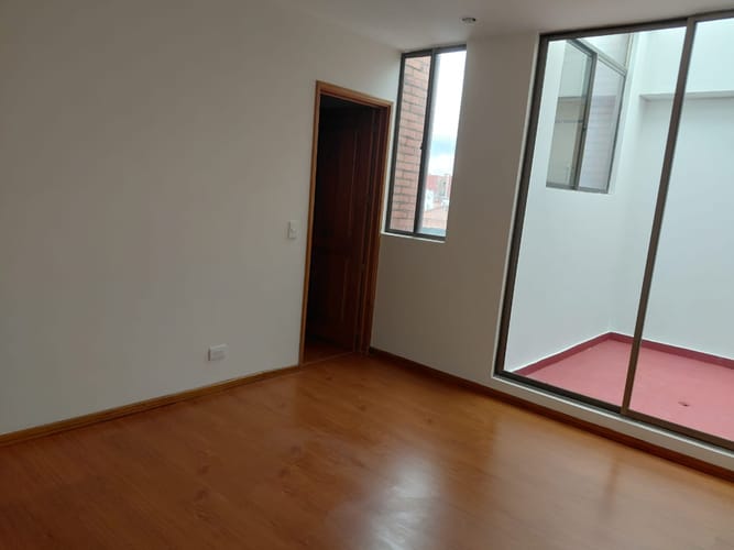 Apartamento de 3 alcobas en venta en Santa Barbara, Bogotá, 231 m² · foto 12 de 24