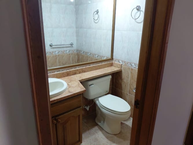 Apartamento de 3 alcobas en venta en Santa Barbara, Bogotá, 231 m² · foto 22 de 24
