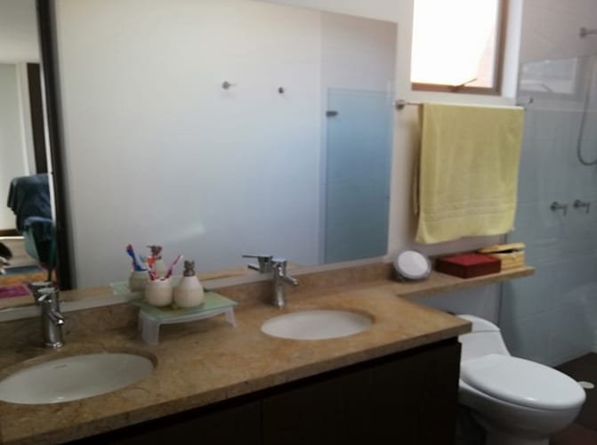 Apartamento de 3 alcobas en arriendo en Camino De Arrayanes, Bogotá, 250 m² · foto 10 de 13