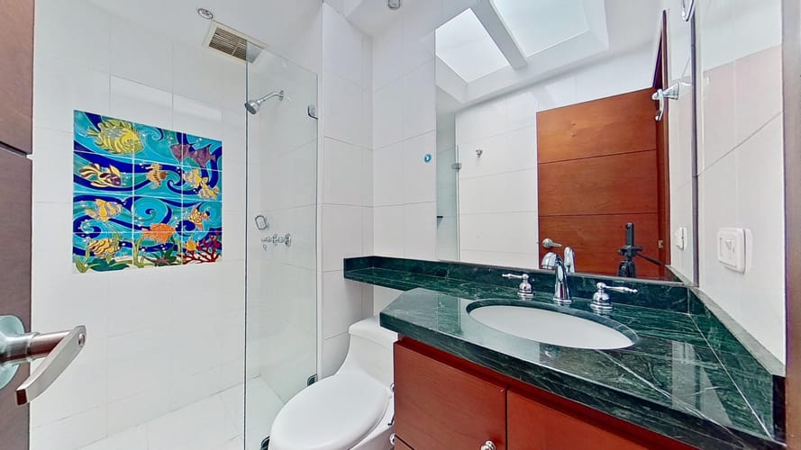 Apartamento de 3 alcobas en venta en Santa Barbara, Bogotá, 273 m² · foto 24 de 24