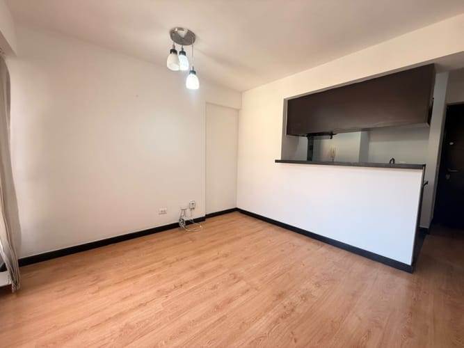 Apartamento de 2 alcobas en arriendo en Centro Internacional, Bogotá, 55 m² · foto 3 de 14
