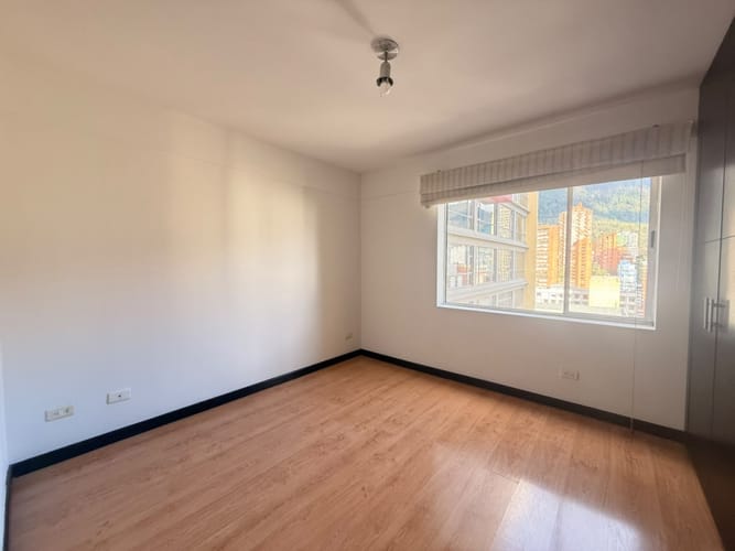 Apartamento de 2 alcobas en arriendo en Centro Internacional, Bogotá, 55 m² · foto 10 de 14