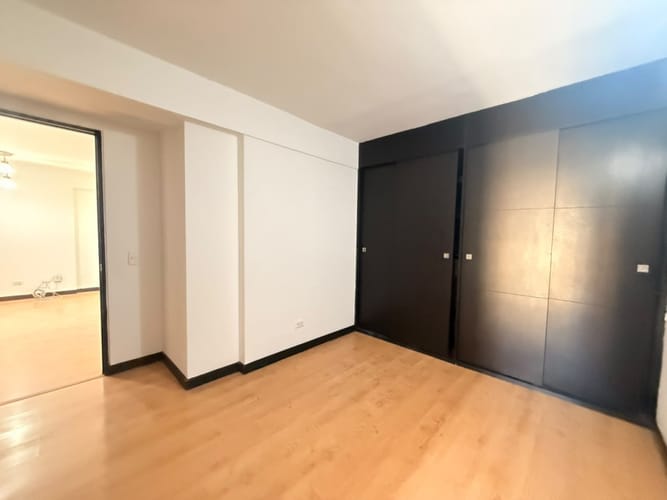 Apartamento de 2 alcobas en arriendo en Centro Internacional, Bogotá, 55 m² · foto 11 de 14