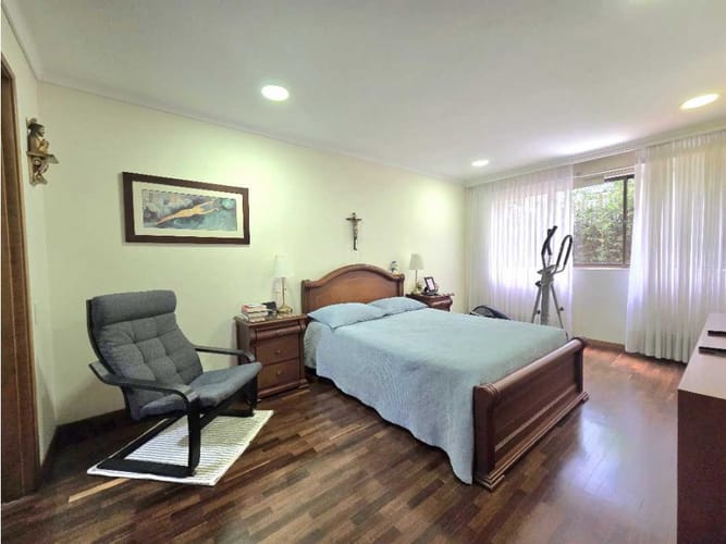 Apartamento de 3 alcobas en venta en El Diamante No. 2, Medellín, 137 m² · foto 11 de 15