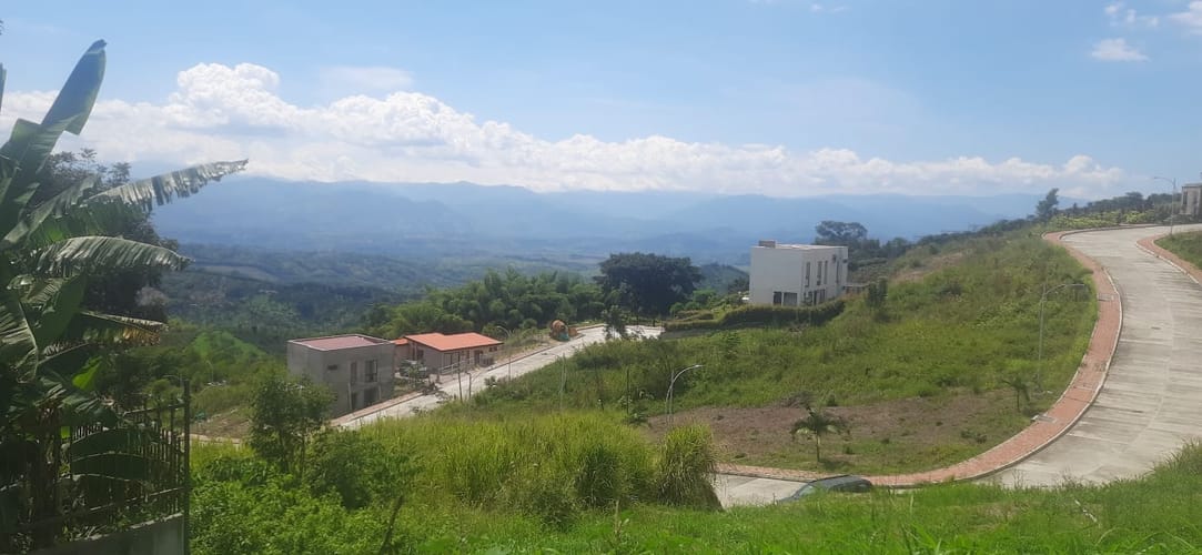 Lote en venta en La Cabaña, Manizales, 900 m² · foto 4 de 11