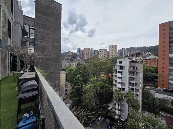 Oficina en venta en Las Lomas, Medellín, 254 m² · foto 10 de 11