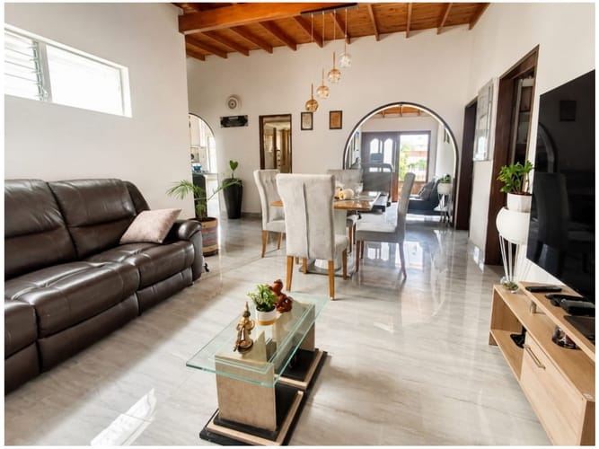 Apartamento de 2 alcobas en venta en Lorena, Medellín, 163 m² · foto 2 de 14