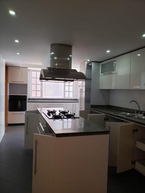 Casa de 3 alcobas en venta en San Jose De Bavaria, Bogotá, 400 m² · foto 15 de 24