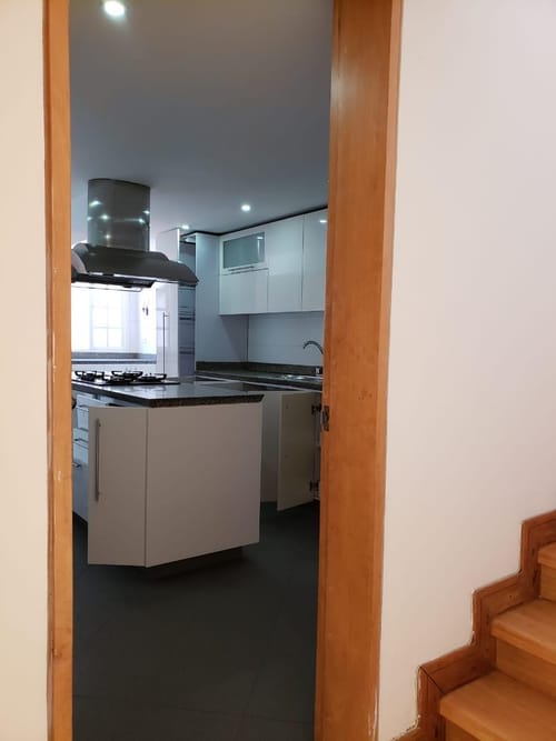 Casa de 3 alcobas en venta en San Jose De Bavaria, Bogotá, 400 m² · foto 16 de 24