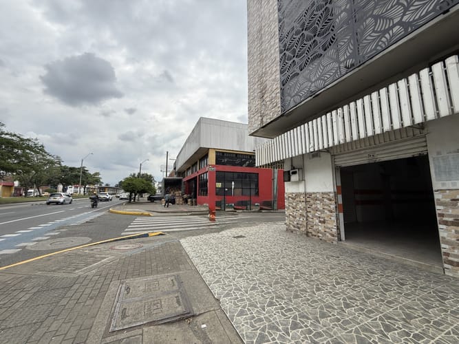 Local en arriendo en Porvenir, Cali, 85 m² · foto 11 de 24