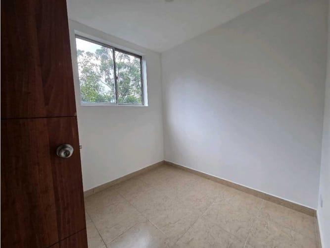 Apartamento de 3 alcobas en venta en Los Balsos, Medellín, 93 m² · foto 5 de 12