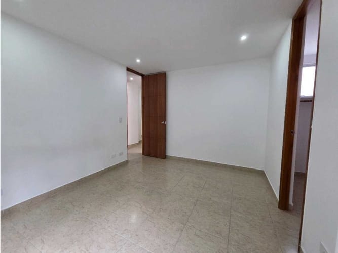 Apartamento de 3 alcobas en venta en Los Balsos, Medellín, 93 m² · foto 7 de 12