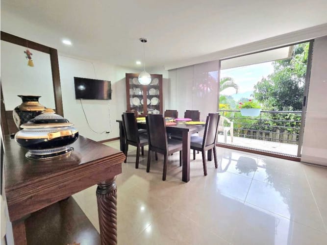 Casa de 4 alcobas en venta en Santa María De Los Ángeles, Medellín, 234 m² · foto 2 de 19