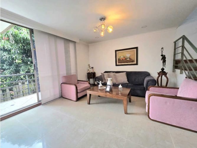 Casa de 4 alcobas en venta en Santa María De Los Ángeles, Medellín, 234 m² · foto 3 de 19