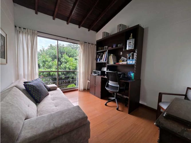 Casa de 4 alcobas en venta en Santa María De Los Ángeles, Medellín, 234 m² · foto 13 de 19