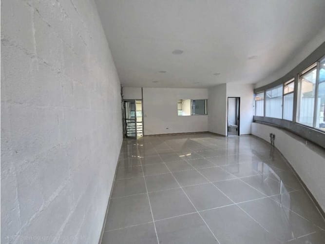 Bodega en arriendo en La Tablacita, La Estrella, 405 m² · foto 6 de 6