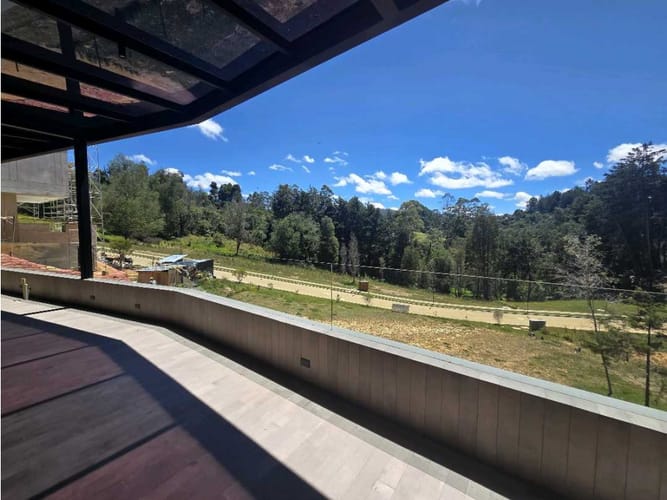 Casa de 3 alcobas en venta en Vía Las Palmas, Envigado, 331 m² · foto 6 de 24