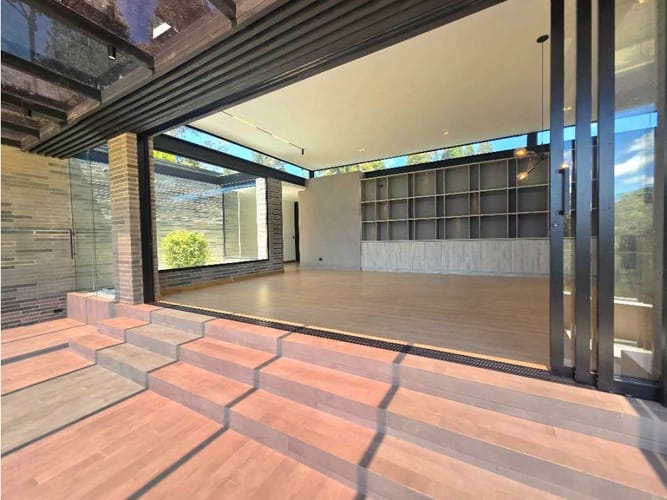 Casa de 3 alcobas en venta en Vía Las Palmas, Envigado, 331 m² · foto 7 de 24