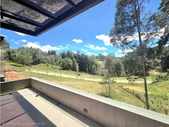 Casa de 3 alcobas en venta en Vía Las Palmas, Envigado, 331 m² · foto 13 de 24