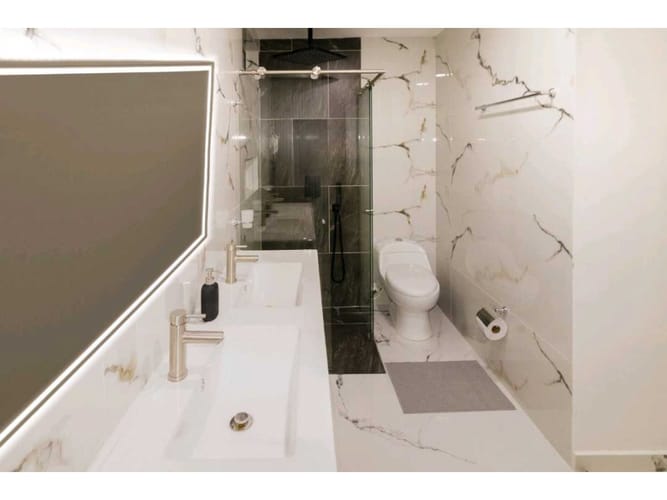 Apartamento de 2 alcobas en venta en Las Lomitas, Sabaneta, 61 m² · foto 4 de 12