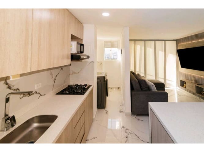 Apartamento de 2 alcobas en venta en Las Lomitas, Sabaneta, 61 m² · foto 6 de 12