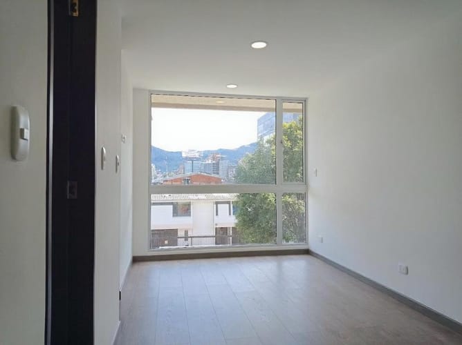 Apartaestudio en venta en Barrios Unidos, Bogotá, 29 m² · foto 2 de 11