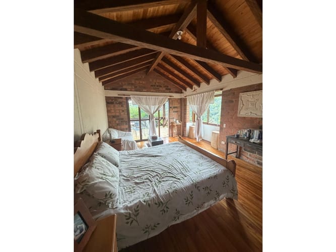Casa de 3 alcobas en venta en La Chinca, La Estrella, 320 m² · foto 4 de 20