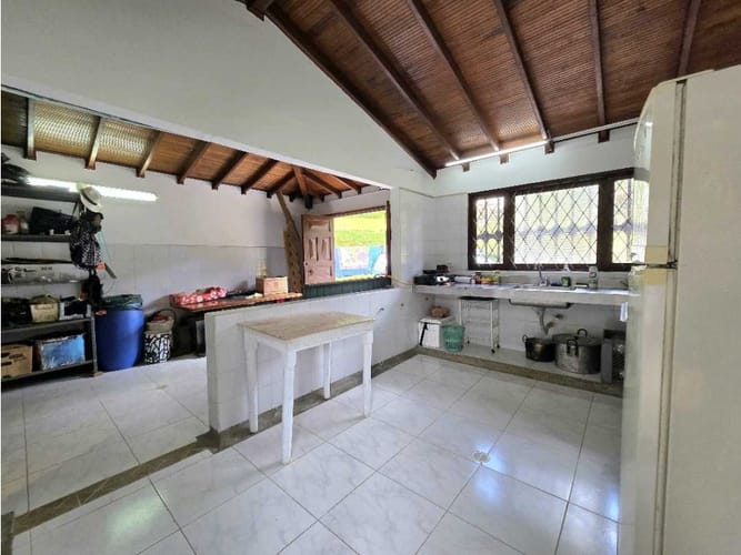 Finca en venta en El Diamante No. 2, Medellín, 300 m² · foto 8 de 24