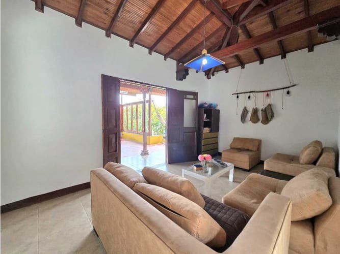 Finca en venta en El Diamante No. 2, Medellín, 300 m² · foto 15 de 24