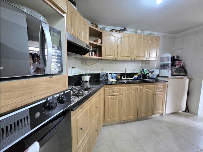 Apartamento de 2 alcobas en venta en El Diamante No. 2, Medellín, 134 m² · foto 7 de 15