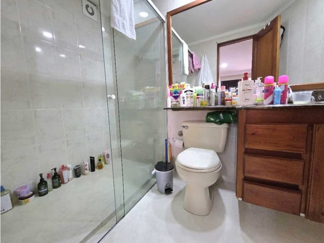 Apartamento de 2 alcobas en venta en El Diamante No. 2, Medellín, 134 m² · foto 10 de 15