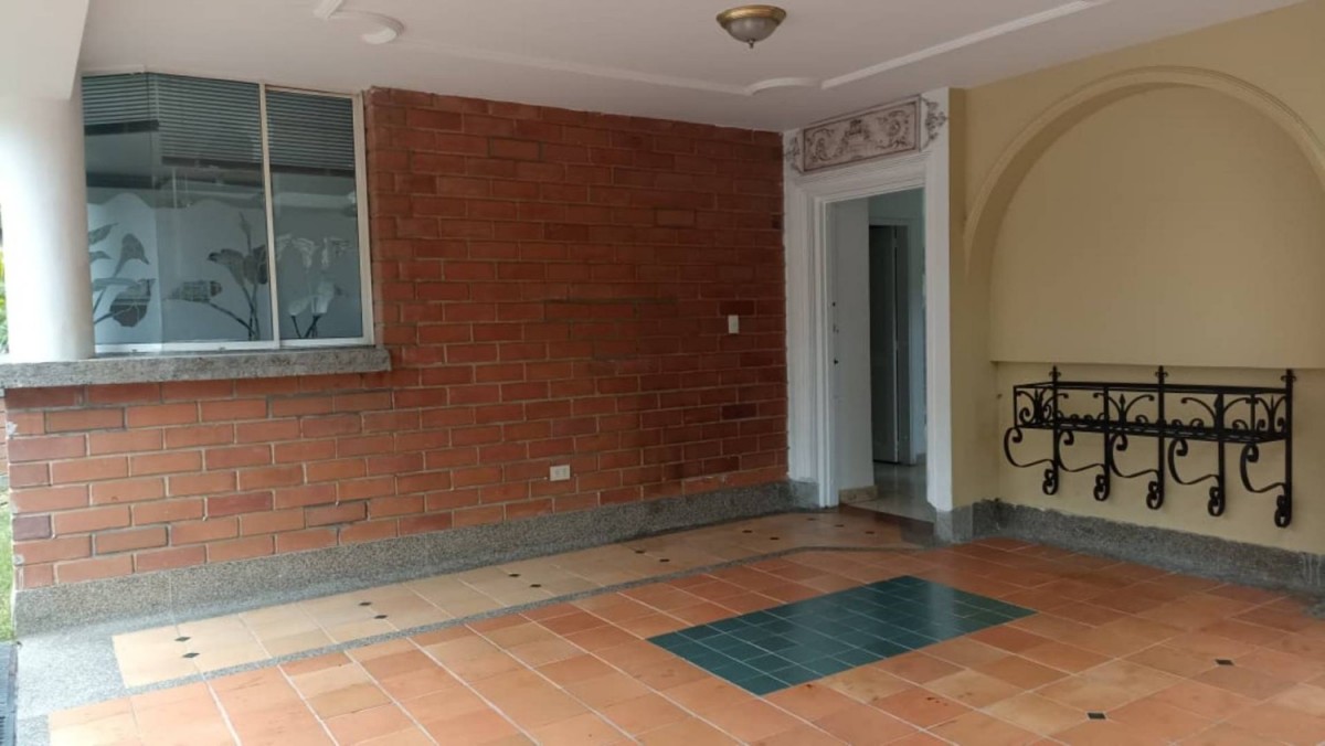 Casa en Venta en Loma del Esmeraldal, Envigado