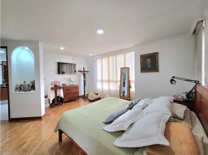 Apartamento de 2 alcobas en venta en El Diamante No. 2, Medellín, 134 m² · foto 11 de 15