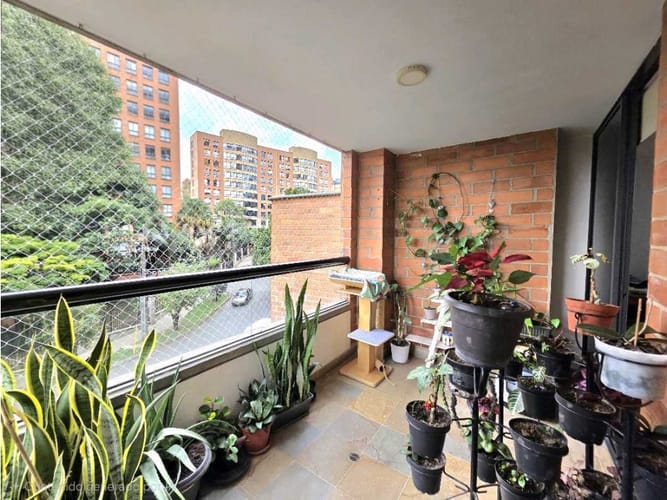 Apartamento de 2 alcobas en venta en El Diamante No. 2, Medellín, 134 m² · foto 14 de 15