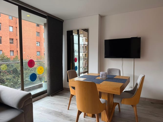 Apartamento de 2 alcobas en venta en Escuela De Infanteria, Bogotá, 99 m² · foto 2 de 15