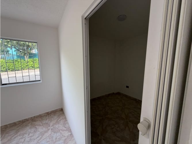 Casa de 6 alcobas en arriendo en Tairona Ii, Floridablanca, 240 m² · foto 10 de 24