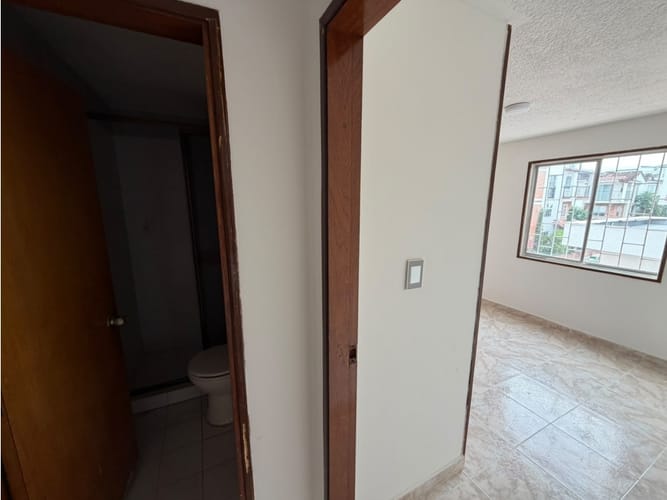 Casa de 6 alcobas en arriendo en Tairona Ii, Floridablanca, 240 m² · foto 20 de 24