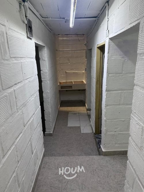 Apartamento de 2 alcobas en venta en La Milagrosa, Medellín, 46 m² · foto 2 de 8