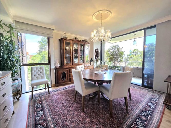 Apartamento de 3 alcobas en venta en Los Balsos, Medellín, 240 m² · foto 3 de 22