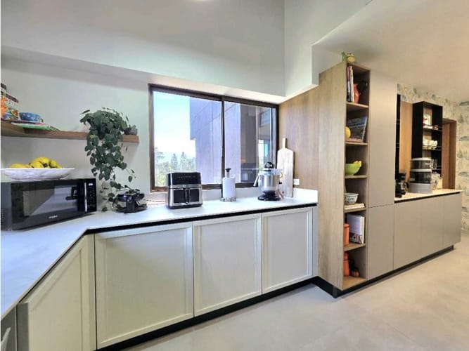Apartamento de 3 alcobas en venta en Los Balsos, Medellín, 240 m² · foto 6 de 22
