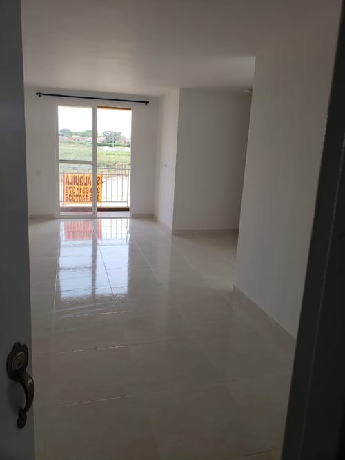 Apartamento de 3 alcobas en arriendo en Ciudad Pangola, Jamundí, 60 m² · foto 2 de 12