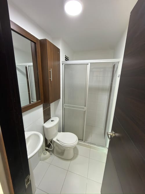 Apartamento de 5 alcobas en arriendo en Nueva Cecilia, Armenia, 115 m² · foto 16 de 23