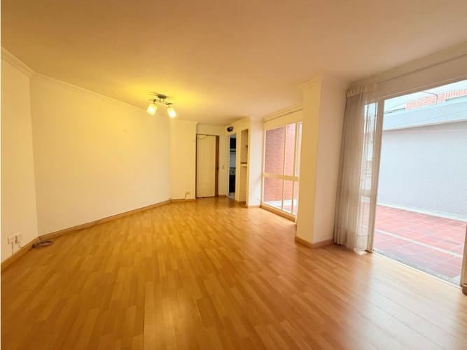 Apartaestudio en venta en Cedritos, Bogotá, 72 m² · foto 7 de 12