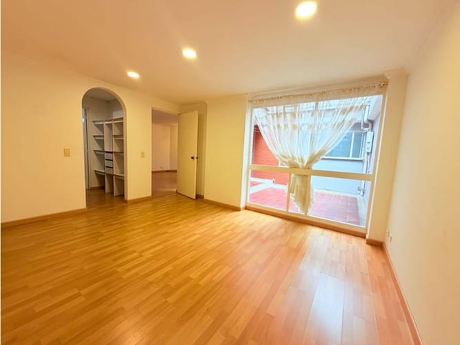 Apartaestudio en venta en Cedritos, Bogotá, 72 m² · foto 9 de 12