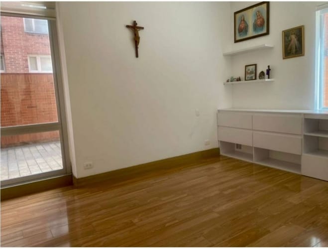 Apartamento de 1 alcoba en venta en Chico Norte, Bogotá, 59 m² · foto 4 de 24