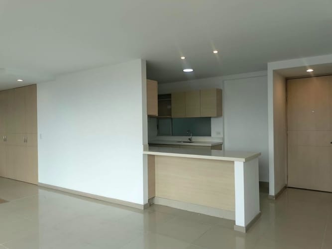 Apartamento de 2 alcobas en arriendo en El Poblado, Medellín, 104 m² · foto 7 de 15