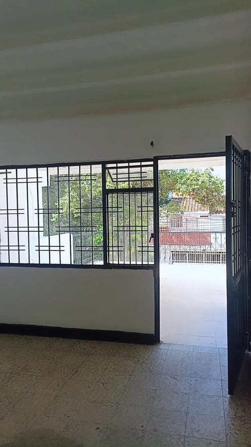 Casa de 5 alcobas en venta en Cañaveral, Floridablanca, 168 m² · foto 2 de 14