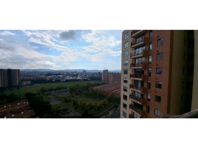 Apartamento de 3 alcobas en arriendo en Villas De Aranjuez, Bogotá, 116 m² · foto 4 de 24